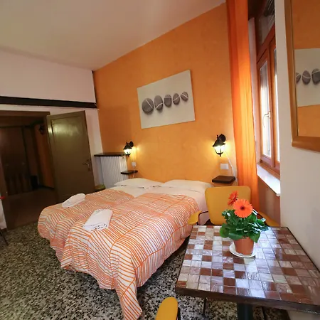 Juliette House 3* Βερόνα