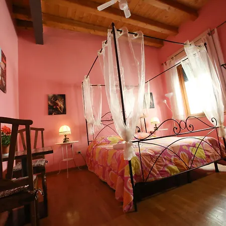 Oda ve Kahvaltı Juliette House 3*